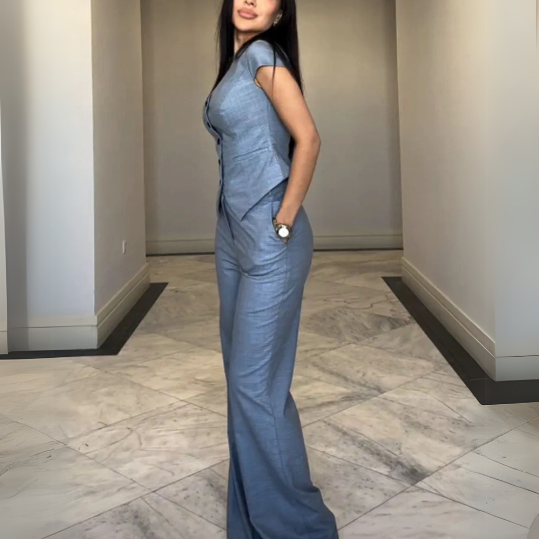 Nivesia | Completo top e pantaloni con scollo a V